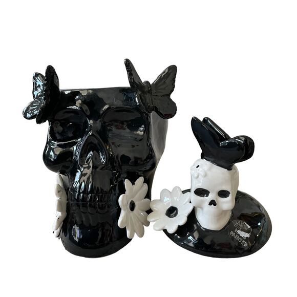 Halloween Skull Cookie Jar Canister w/ Lid Hand Painted Black White Spooky NEW - Picture 6 of 16